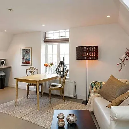 Design Vesting Bed & Breakfast 3*
