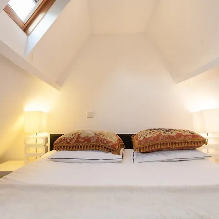 Bed & Breakfast Design Vesting